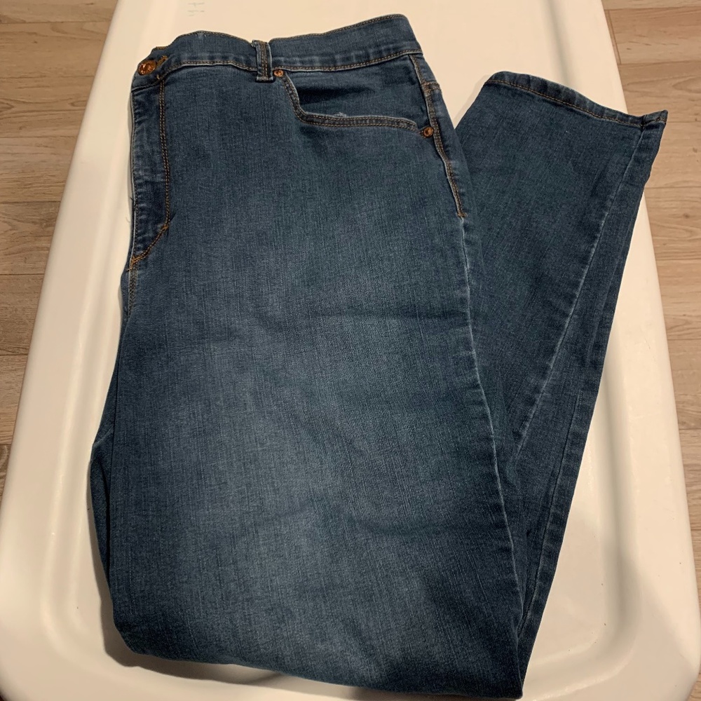 Gloria Vanderbilt Amanda Skinny Jeans Dark Wash